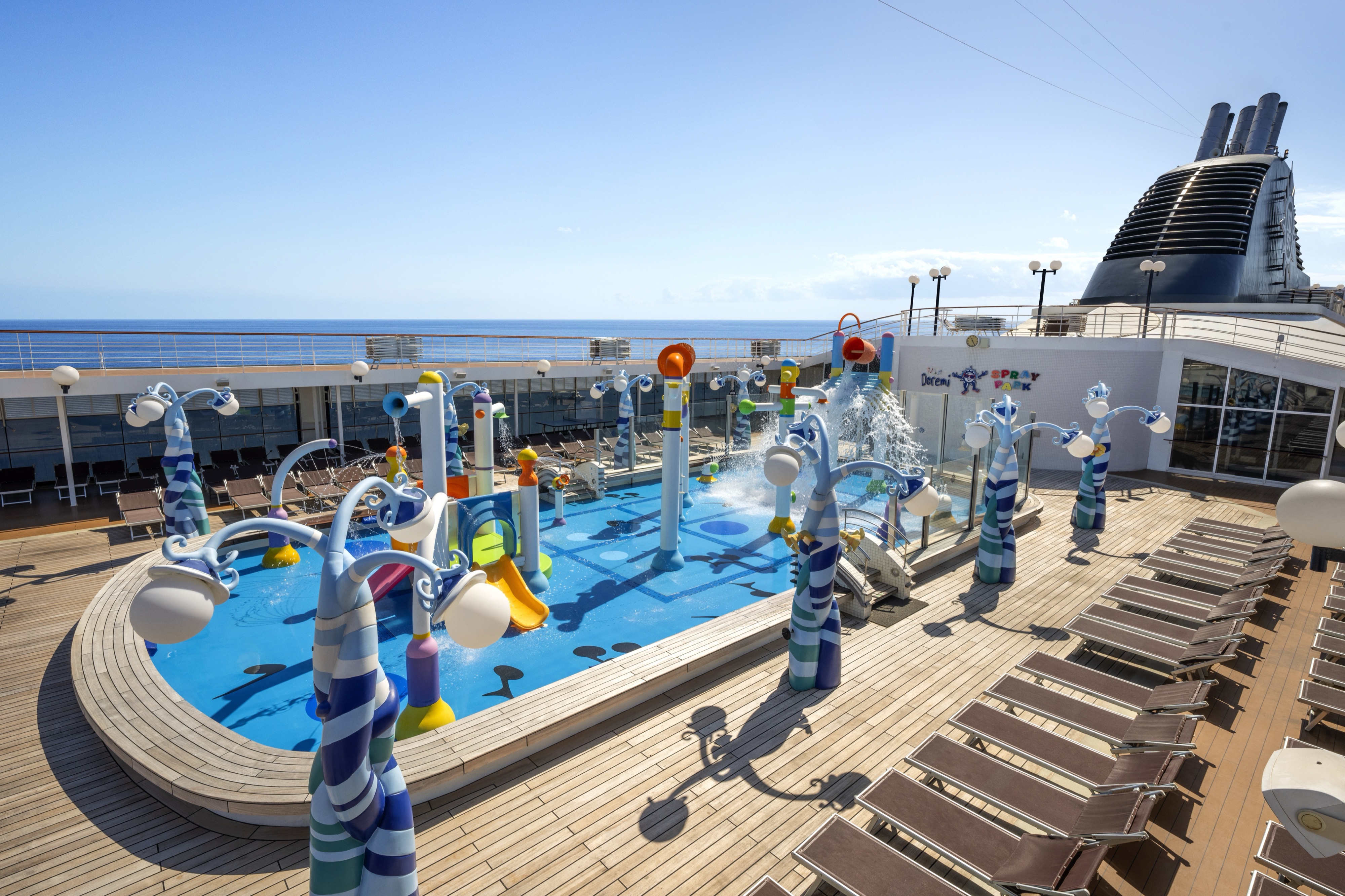 MSC Lirica - Le Piscine & Children's Spray Park